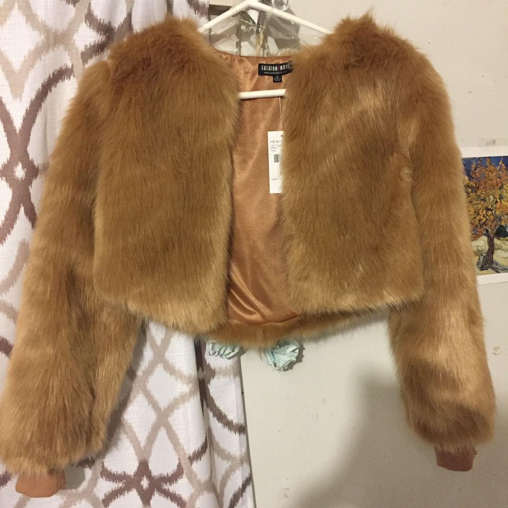 NWT Fashion nova furry taupe/light brown jacket